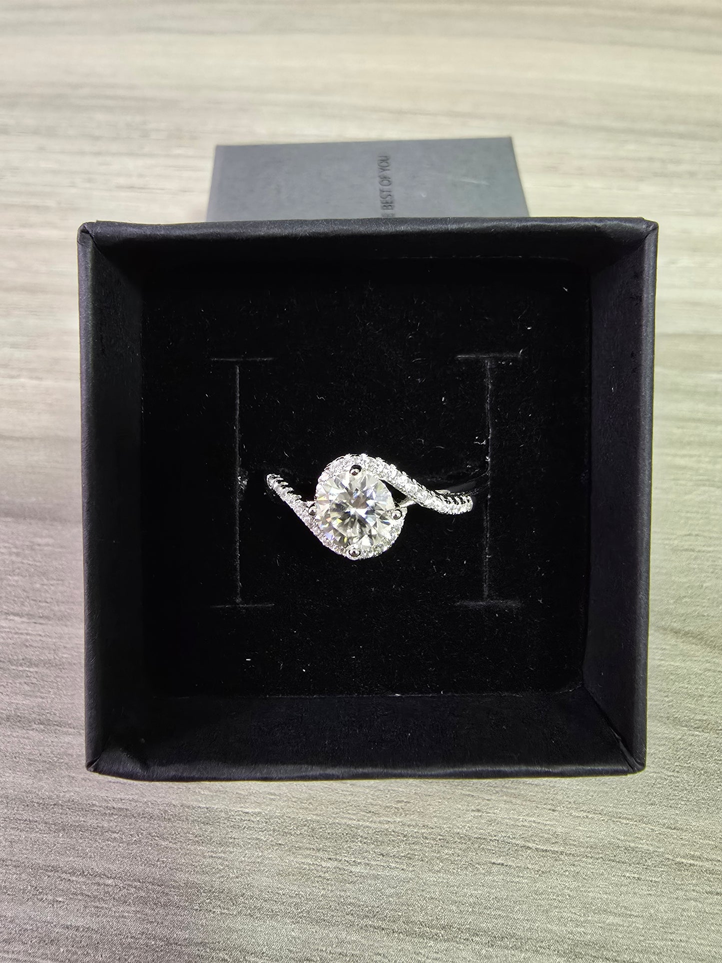 ANILLO TALLÍN MOISSANITA